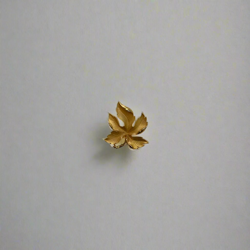 Vintage Leaf Brooch/Pin